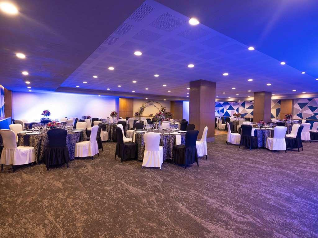 Galeria Plaza Reforma Hotel
